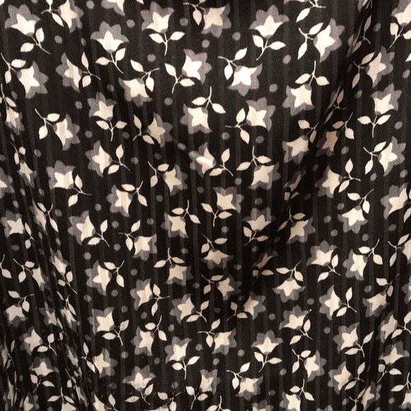 Loft XL Racerback with Ruffle Detail. - Picture 2 of 7